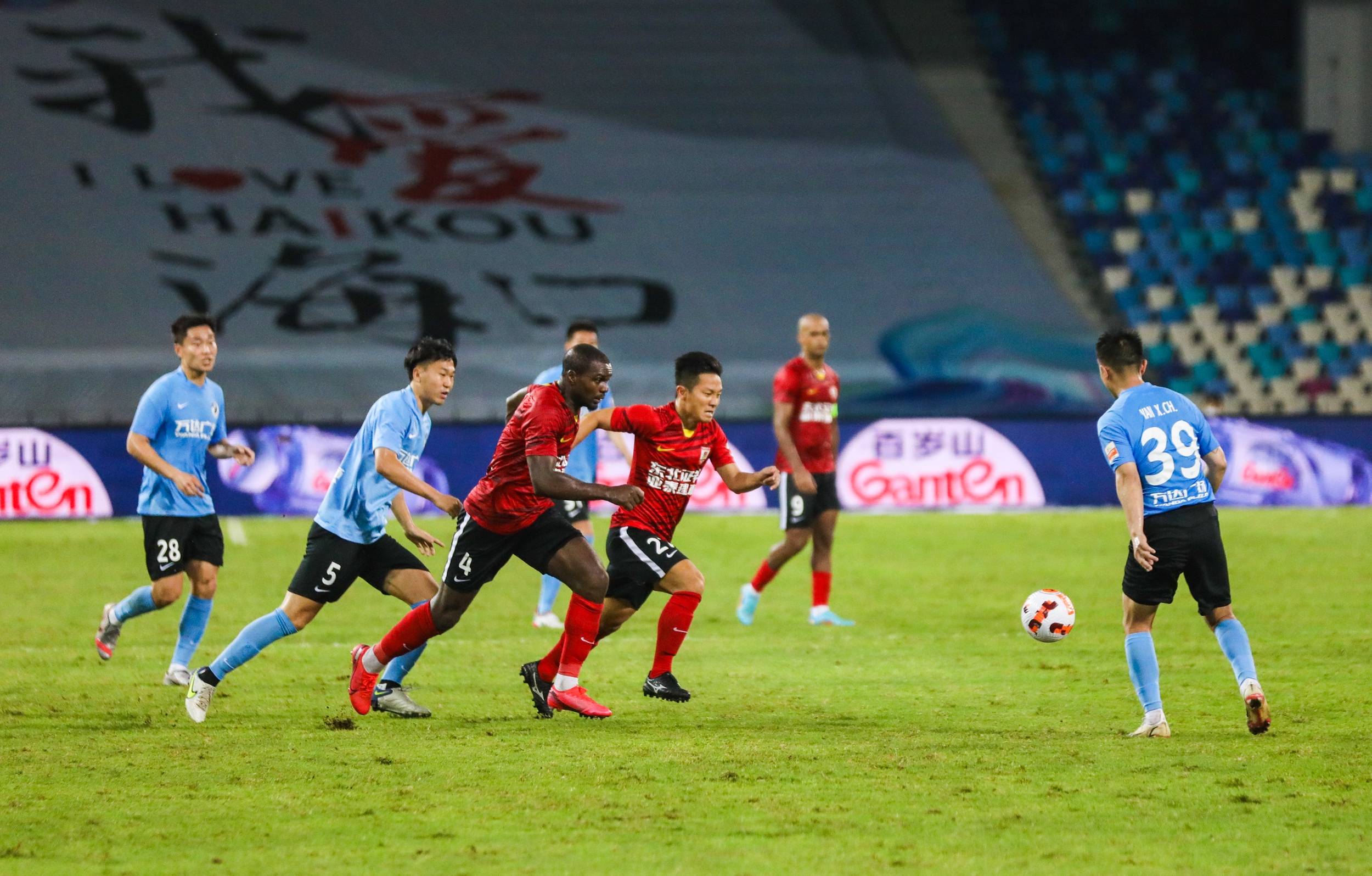 他们在场上 他们在场上